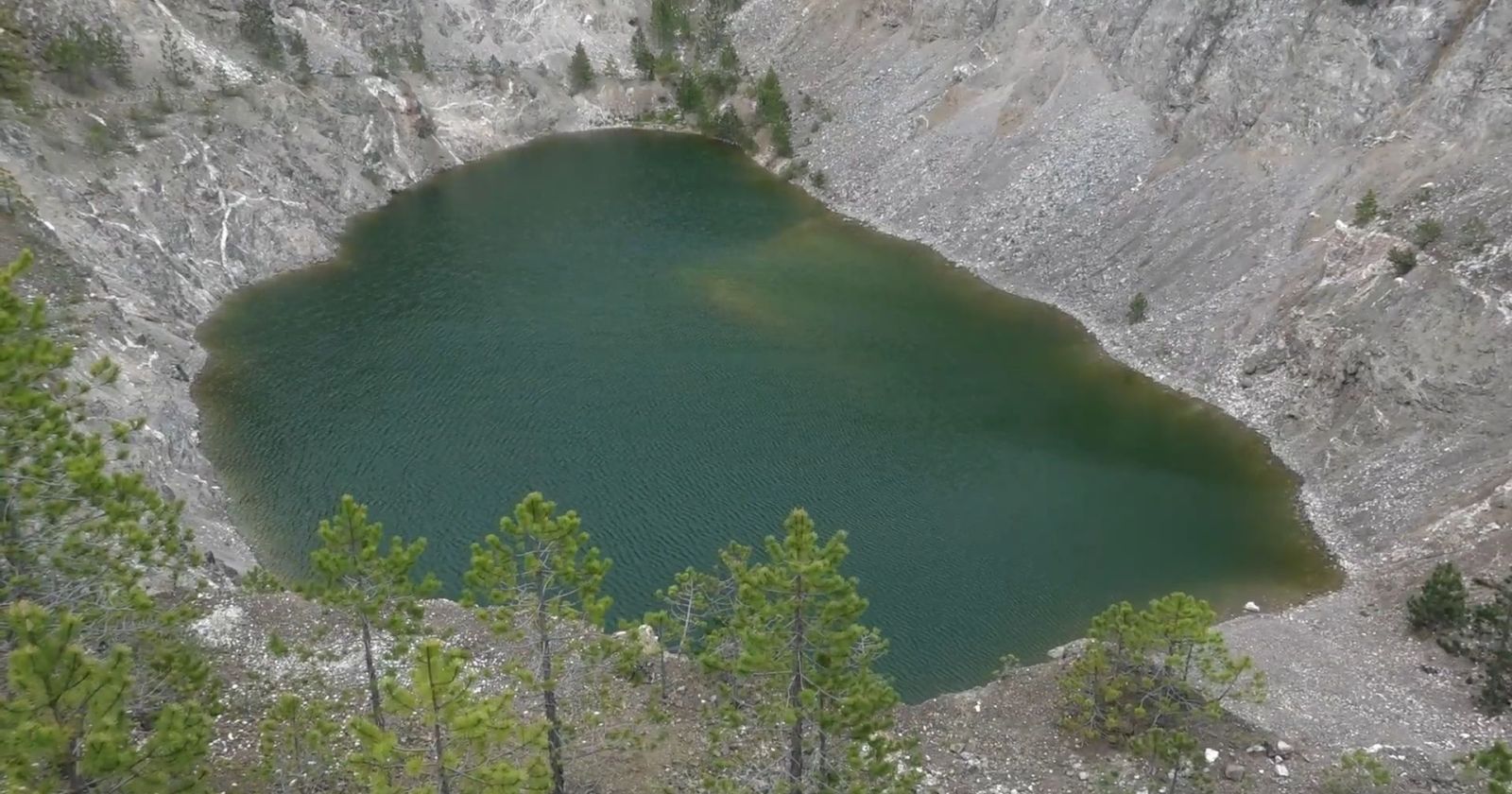 Tavničko jezero