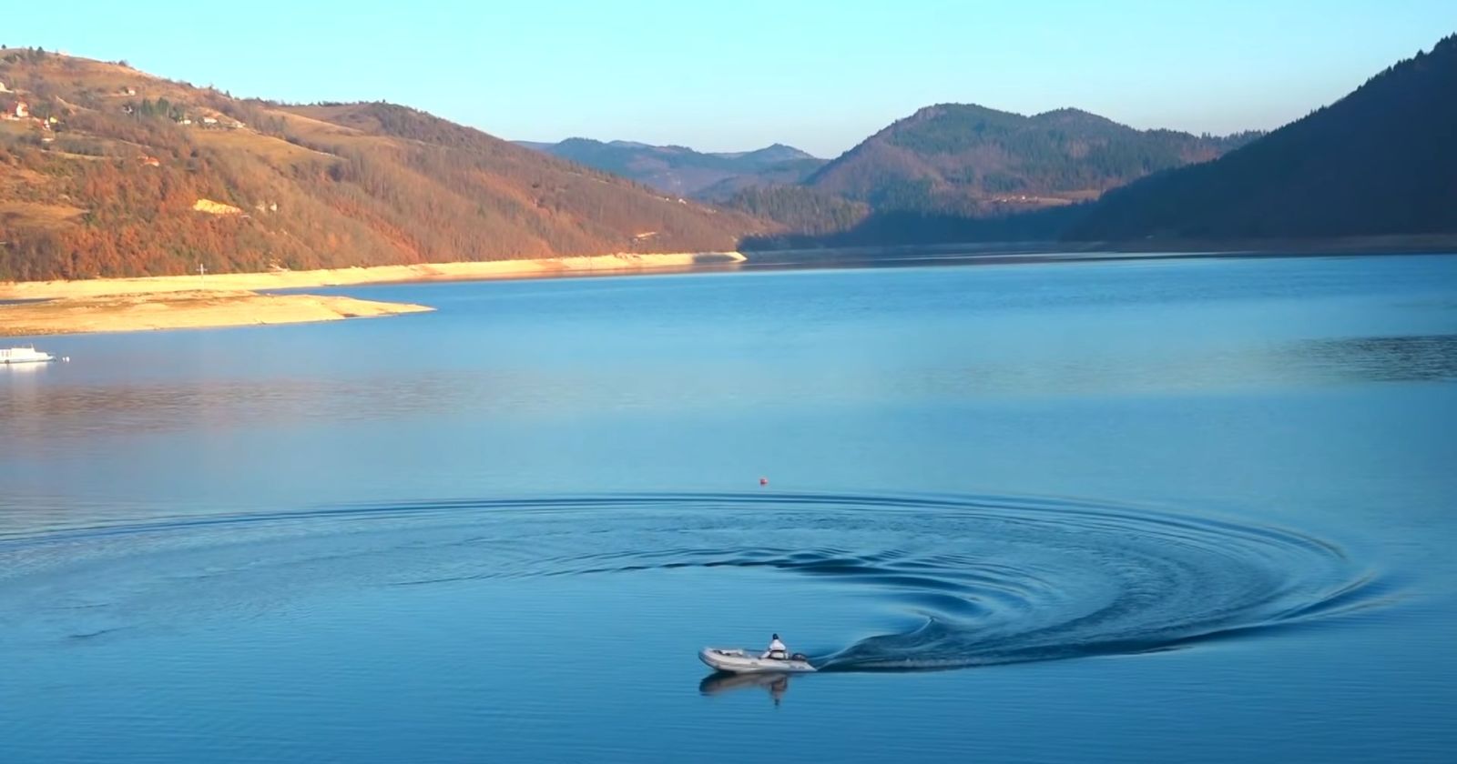 Zlatarsko jezero