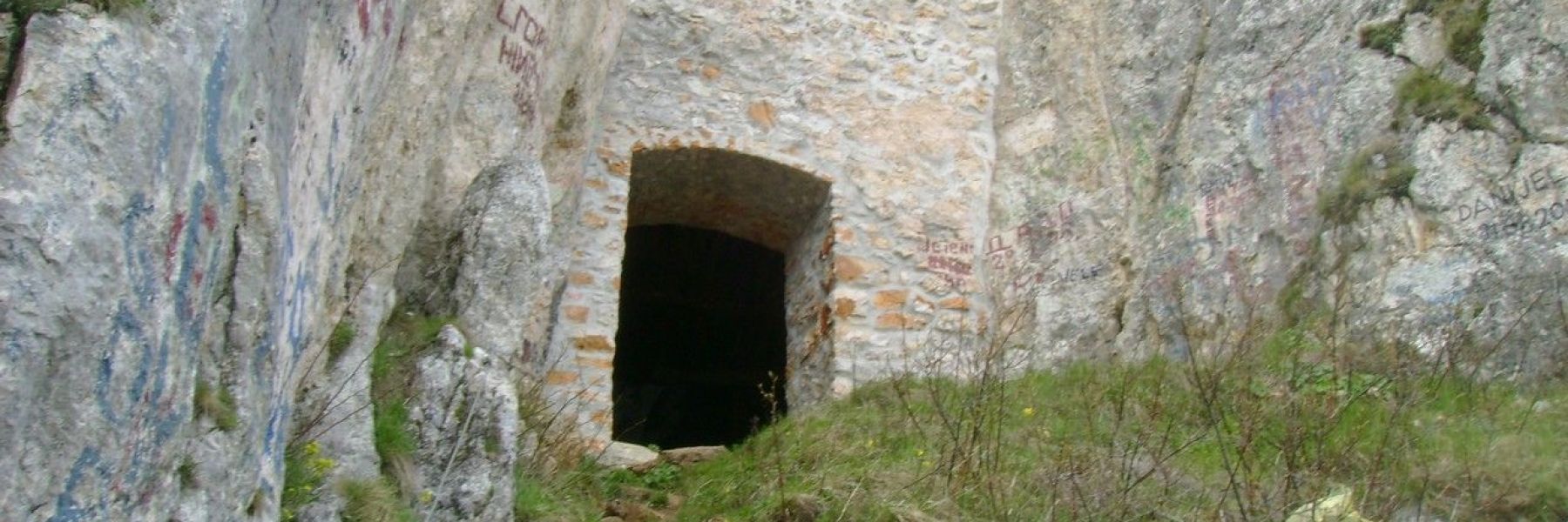 novakova pecina, romanija