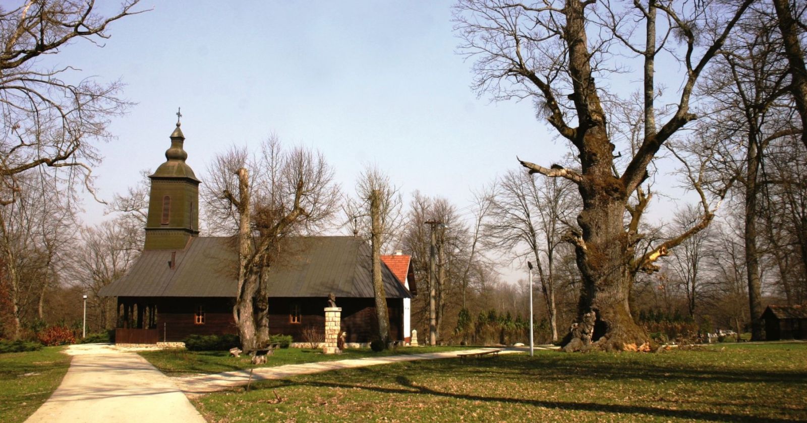 Crkva brvnara u Marićkoj