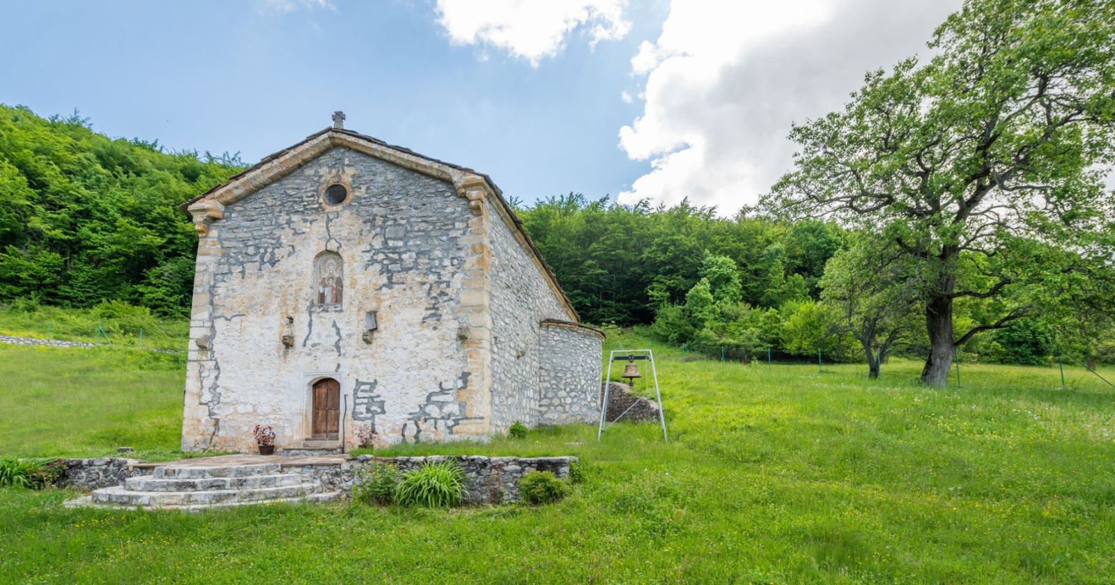Manastir Sveti Kirik i Julita