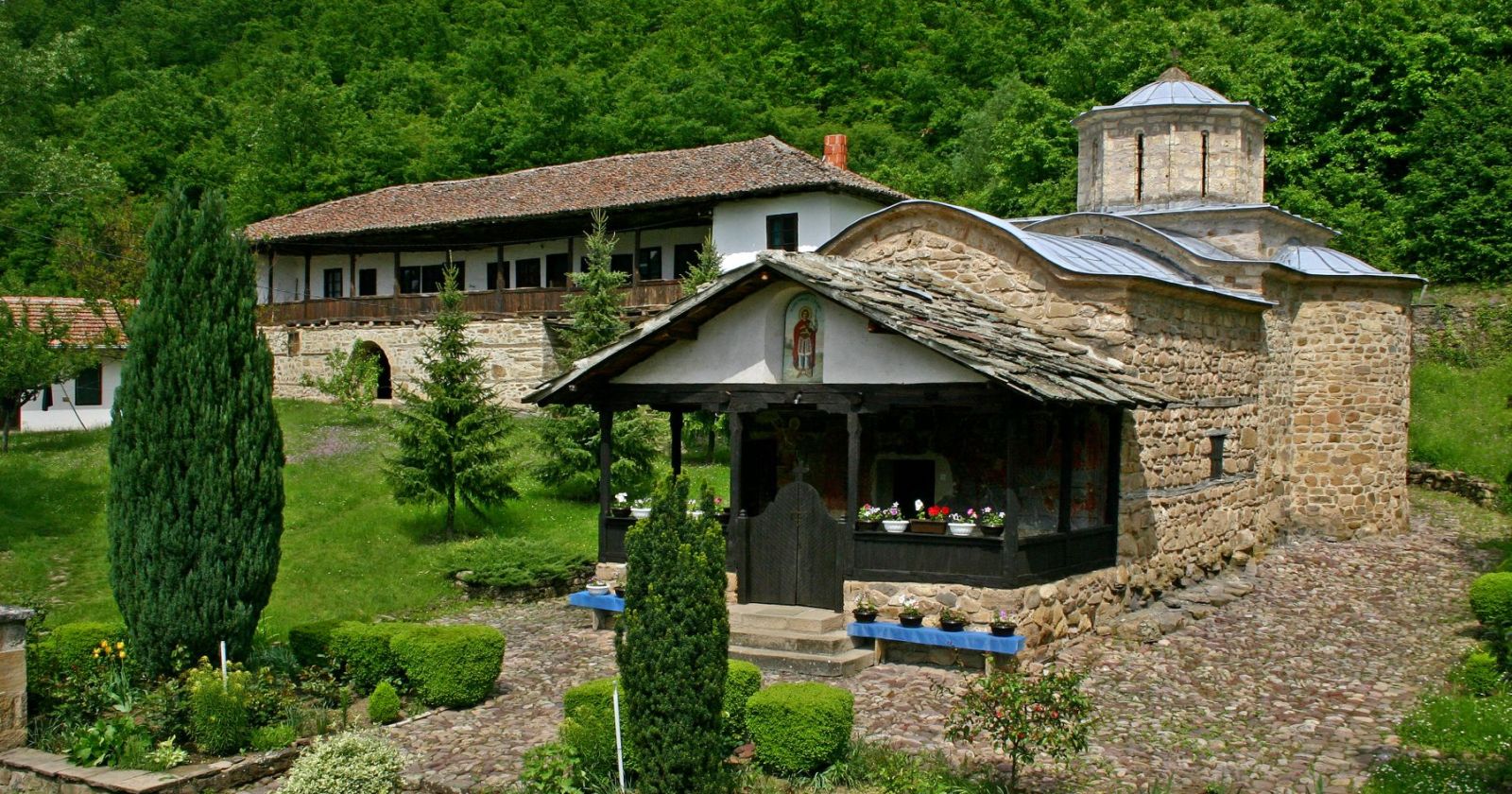 Manastir Temska