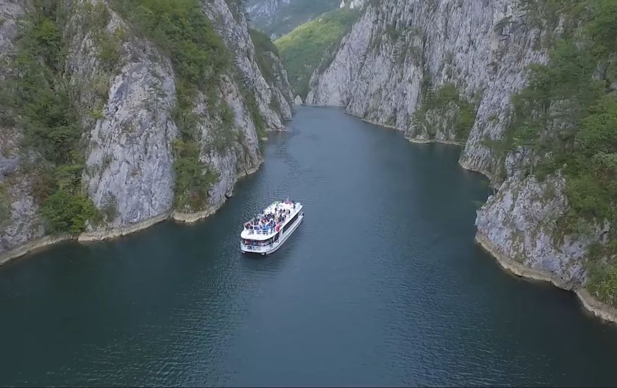 Perućačko jezero