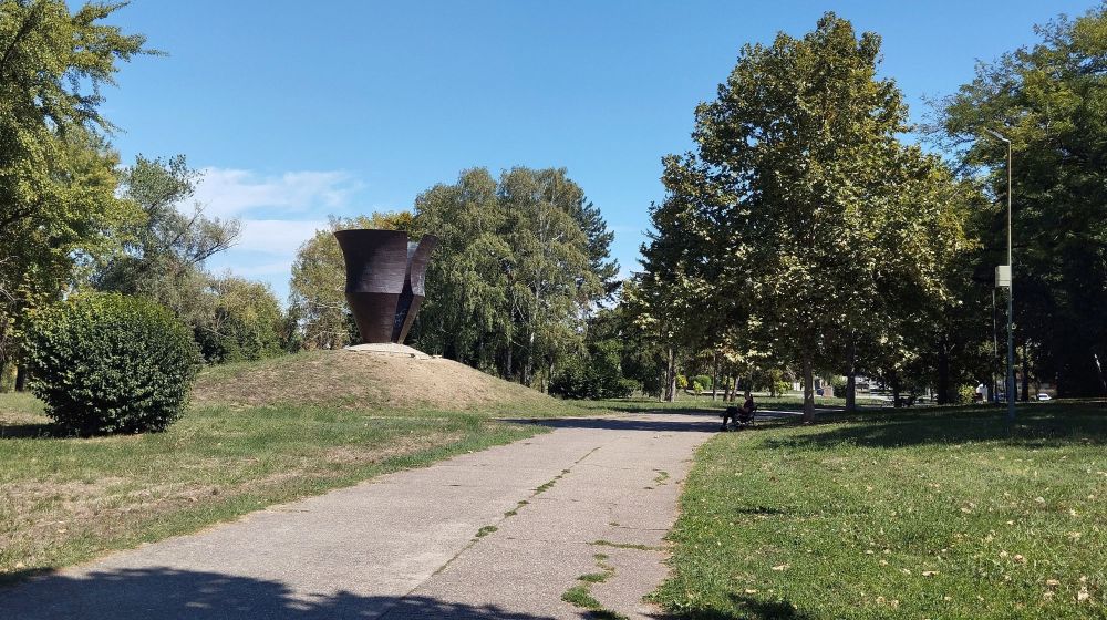 aleja heroja, sremska mitrovica