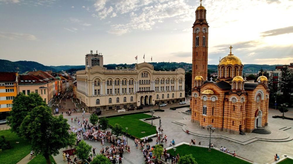 basnki dvor, banjaluka