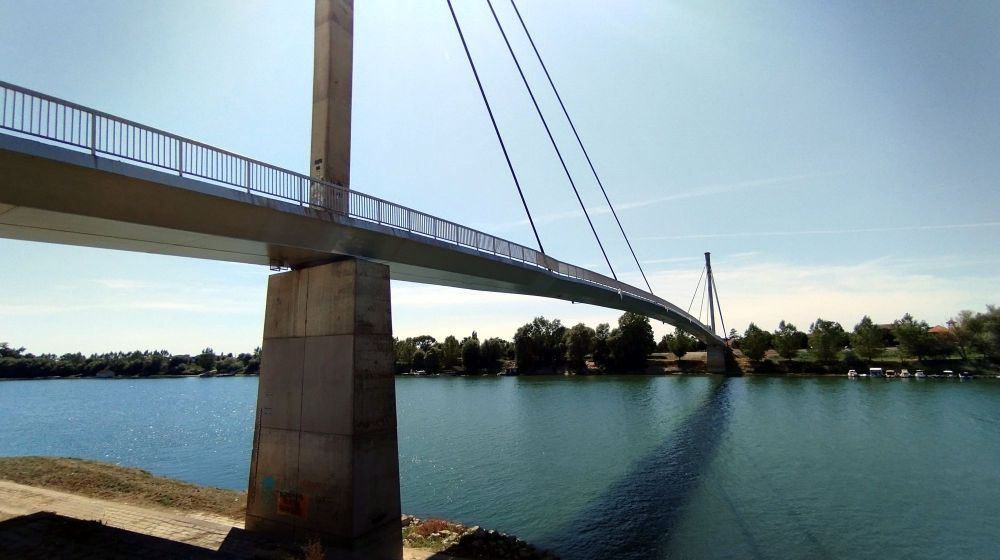 pesacki most, sremska mitrovica